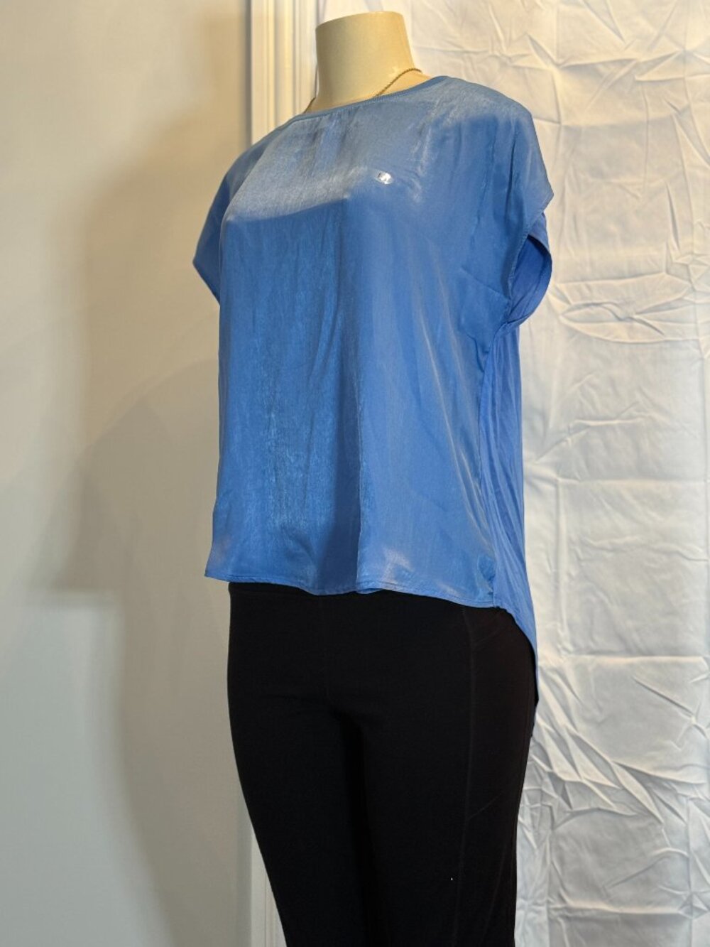 Maurices HiLo Short Sleeve Blue Blouse Women's L NWT!